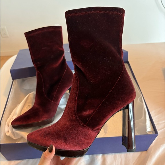 STUART WEITZMAN HEELED BOOTIES - Picture 7 of 10